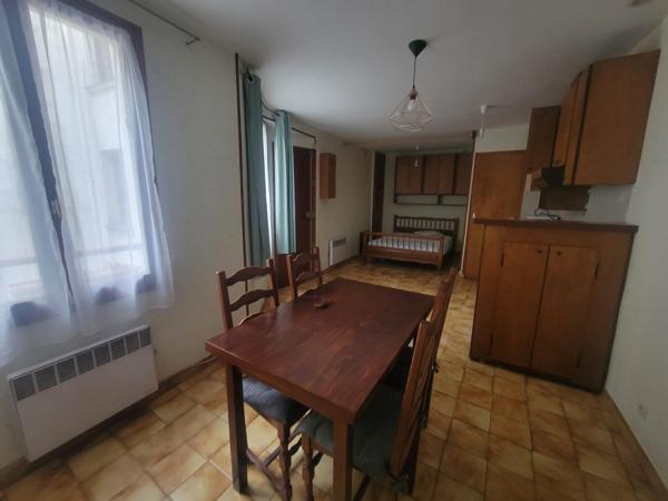 Exclusivité. Paris 3e – Rue au Maire | Studio 24 m² lumineux au calme sur cour