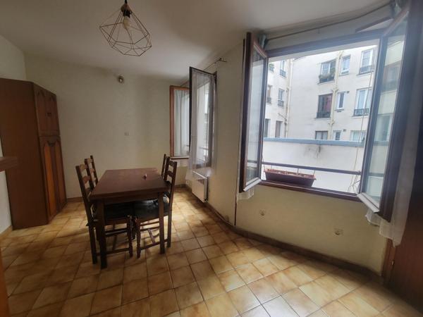 Exclusivité. Paris 3e – Rue au Maire | Studio 24 m² lumineux au calme sur cour