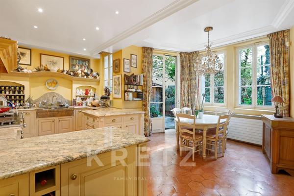 Hôtel particulier dans voie privée - Quartier Ranelagh