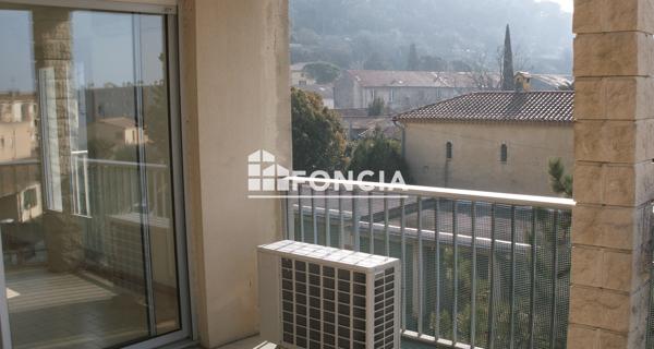 Location Appartement 3 pièces 75 m² - Orange 84100