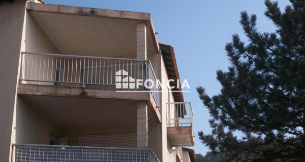 Location Appartement 3 pièces 75 m² - Orange 84100