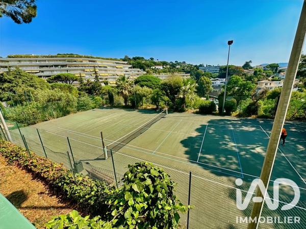 Location appartement 2 pièces 27 m² Cannes