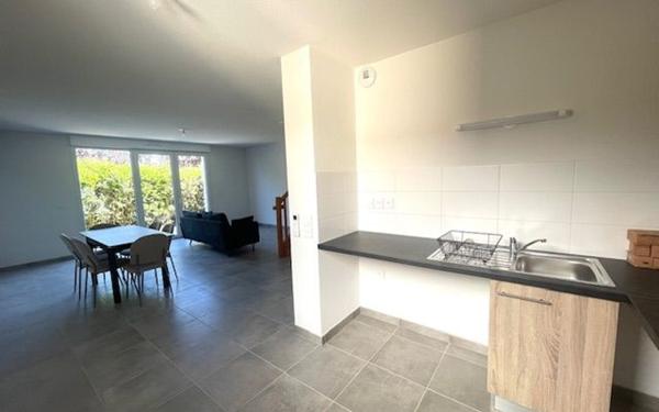 Appartement à louer    4 pièces •  Eaunes