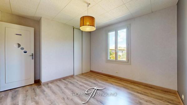 EN EXCLUSIVITE - PLAIN PIED - 3 CHAMBRES - CLIMATISATION GAINABLE - PISCINE - GARAGE