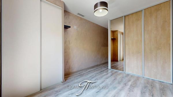 EN EXCLUSIVITE - PLAIN PIED - 3 CHAMBRES - CLIMATISATION GAINABLE - PISCINE - GARAGE