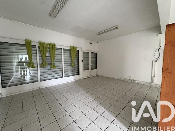 Immeuble à vendre 452 m² Le Tampon