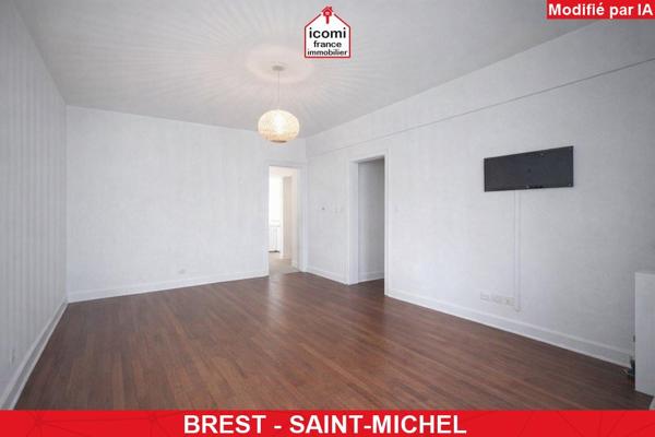 A VENDRE - APPARTEMENT - RUE DE LA REPUBLIQUE - T3 - 2 CHAMBRES - IDEALEMENT SITUE - 1ER ETAGE - CAVE.