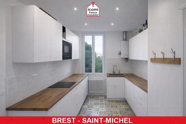 A VENDRE - APPARTEMENT - RUE DE LA REPUBLIQUE - T3 - 2 CHAMBRES - IDEALEMENT SITUE - 1ER ETAGE - CAVE.