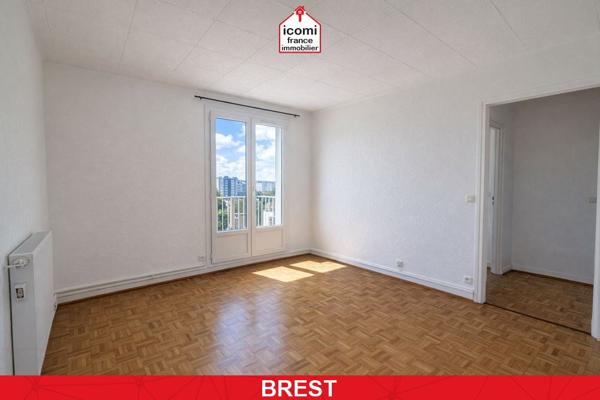 A VENDRE - APPARTEMENT - 65M² - DEUX CHAMBRES - VUE MER - ASCENSEUR - 5EME ETAGE - ST MICHEL - RARE