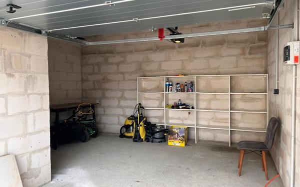 Maison à vendre    6 pièces •  Fossé