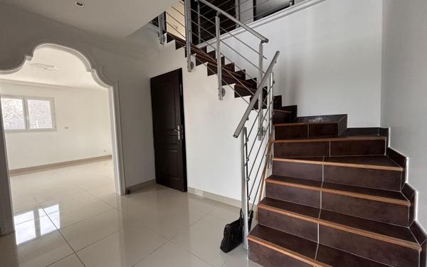 Maison à vendre    6 pièces •  Fossé