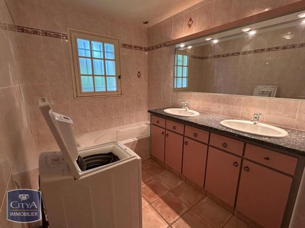 Maison à louer 5 pièces 120m²