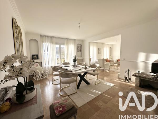 Maison à vendre 8 pièces 263 m² Moret-Loing-et-Orvanne