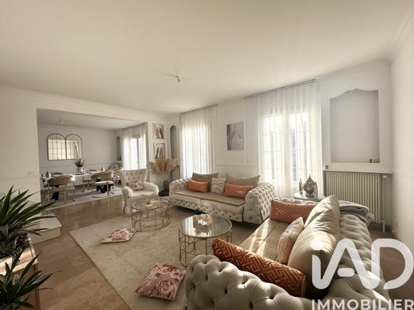 Maison à vendre 8 pièces 263 m² Moret-Loing-et-Orvanne