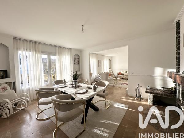 Maison à vendre 8 pièces 263 m² Moret-Loing-et-Orvanne