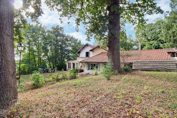 Maison Saint Leu La Foret 6 pièces sur 8141m² + HANGAR + DEPENDANCE