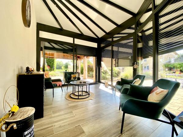 (79400) Maison 6 pièces 240 m2, 400m2 de dépendance