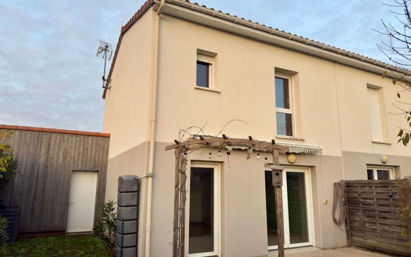 Maison à vendre    3 pièces •  Poitiers