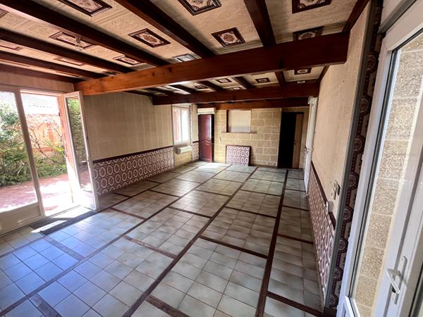 Maison 7 pièces à vendre à TALENCE BÉTHANIE  Maison familiale de caractère avec dépendance et grand jardin