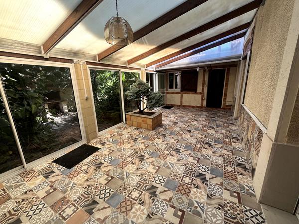 Maison 7 pièces à vendre à TALENCE BÉTHANIE  Maison familiale de caractère avec dépendance et grand jardin