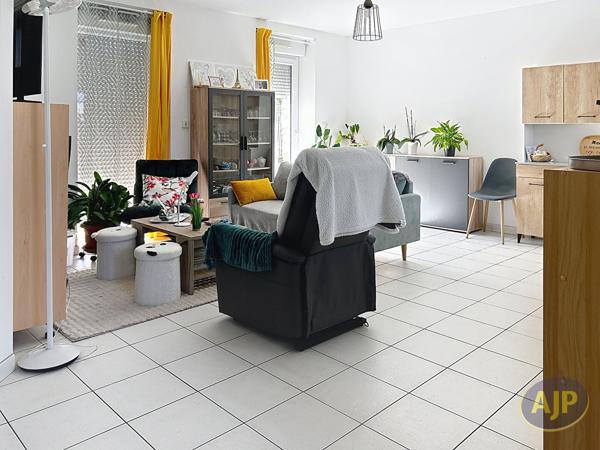 Maison à louer Louisfert : 3 pièces, 71m² avec 2 chambre(s) à 640€ - AJP Immobilier Châteaubriant