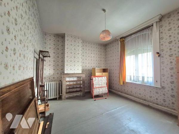 Maison à Vendre à Merville (59660) en Nord (59)

Charmante maison de caractère située en cent...