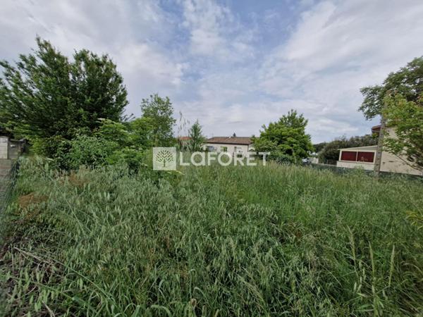 Achat terrain près de GAILLAC - 560 m² - 67 000 €
