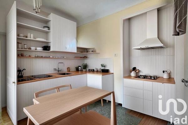 Maison traditionnelle 5 pièces de 145 m² à Bandol (83150)