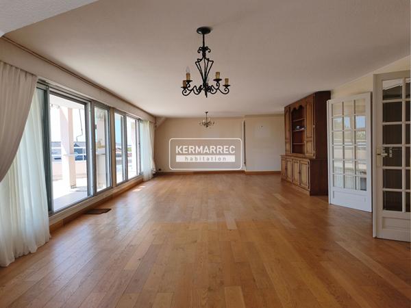 Appartement 5 pièces – 145 m² environ à Vannes (ref : 100819-FG)