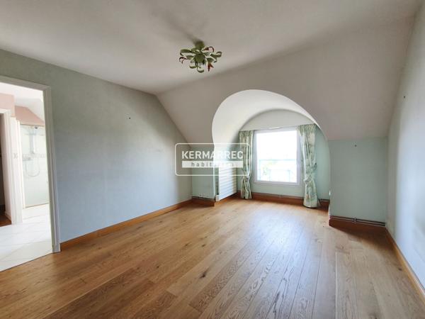 Appartement 5 pièces – 145 m² environ à Vannes (ref : 100819-FG)