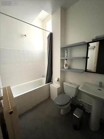 Appartement à louer à Reims dans la Marne (51100), ref : LOCAROLTAM