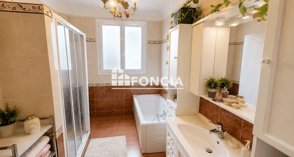 À vendre Appartement 5 pièces 138 m² - Lisieux 14100