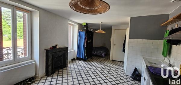 Immeuble à vendre 146 m² Saint-Julien-Molin-Molette