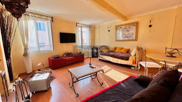 Vente                                                      Appartement
                        
                     1 pièces                      41 m2                     à Fréjus