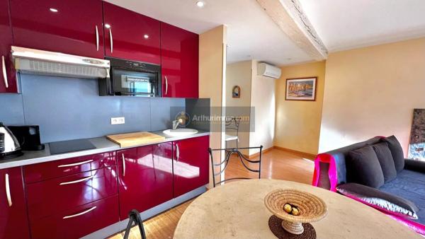 Vente                                                      Appartement
                        
                     1 pièces                      41 m2                     à Fréjus