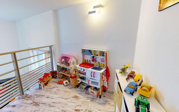 Appartement à vendre    3 pièces • 91,14 m2 Francheville