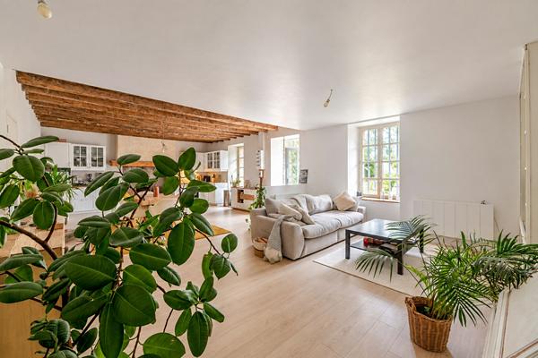 Charmante longère à vendre à 3 minutes de Chateaugiron - 5 pièces, 124 m² sur 2747 m² de terrain