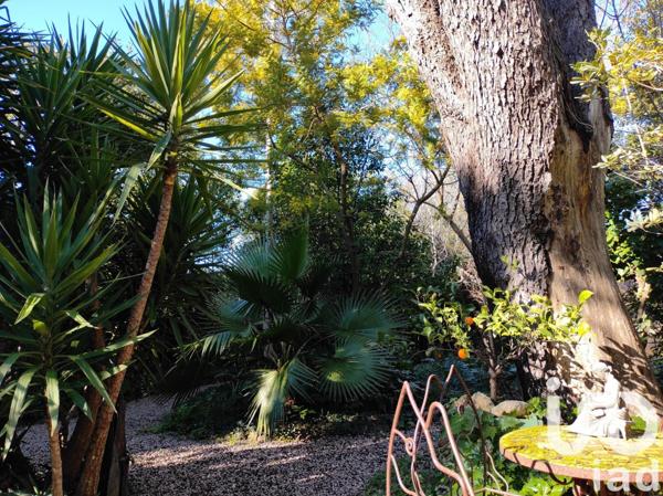 Demeure 9 pièces de 296 m² à Montagnac (34530)