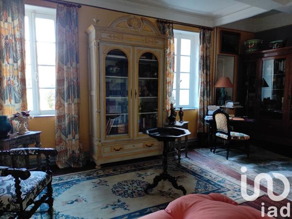 Demeure 9 pièces de 296 m² à Montagnac (34530)