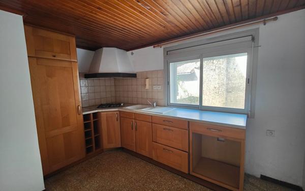 Maison à vendre    5 pièces • 135 m2 Milhaud