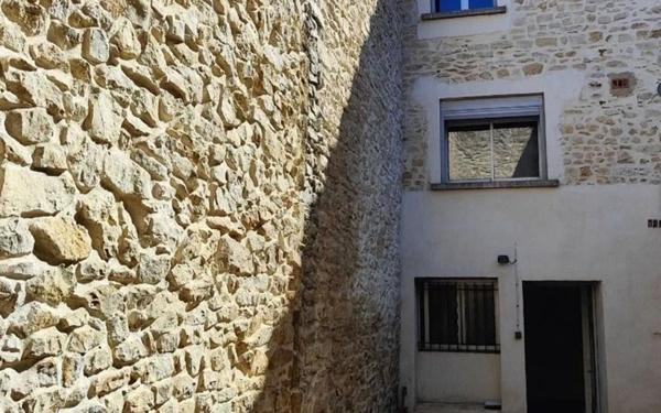 Maison à vendre    5 pièces • 135 m2 Milhaud