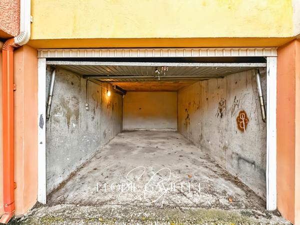 Garage de 17 m² dans résidence à Carcassonne