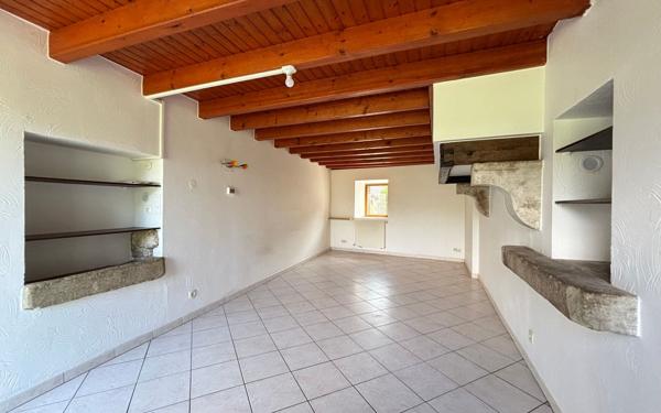 Maison à vendre    4 pièces • 86,57 m2 Saint-Laurent-du-Pont