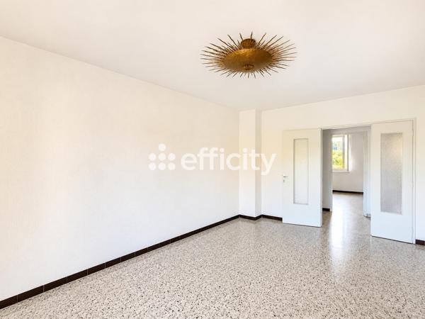 Appartement
         4 pièces
        - 85 m² Exclusivité 230 000 € *