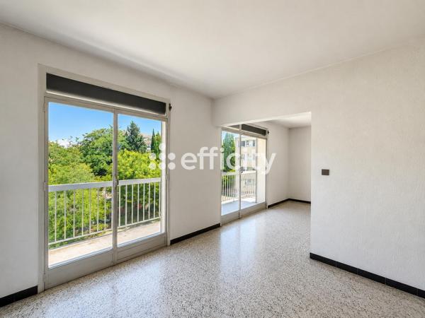 Appartement
         4 pièces
        - 85 m² Exclusivité 230 000 € *