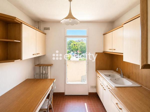 Appartement
         4 pièces
        - 85 m² Exclusivité 230 000 € *