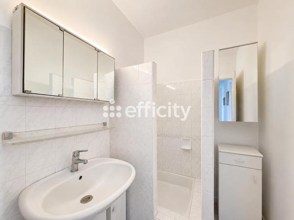 Appartement
         4 pièces
        - 85 m² Exclusivité 230 000 € *
