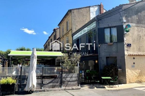 Immeuble: commerce/retauration + appartement - Centre bourg