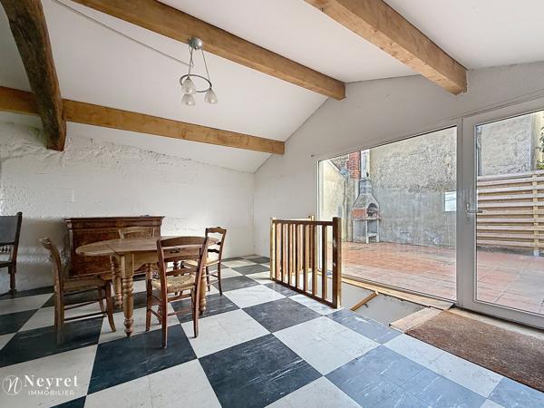 maison st genest lerpt