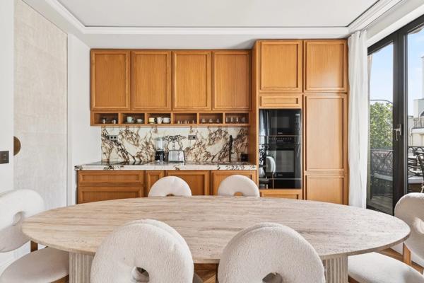 Appartement Paris 16e - TROCADÉRO